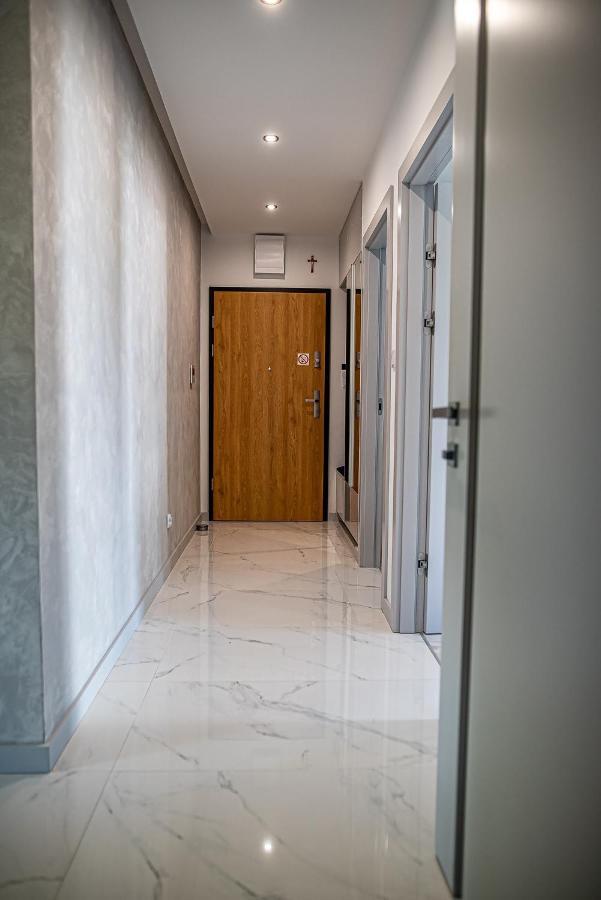 Luksusowy Apartament Na Starym Miescie لوبلين المظهر الخارجي الصورة